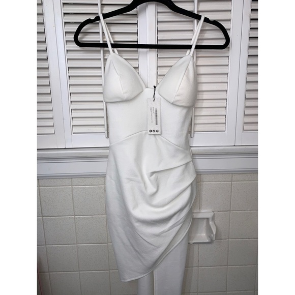 Boohoo Dresses & Skirts - NWT Boohoo Sarah Detail Strappy Bodycon bride